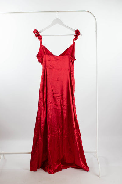 Vestido rojo satinado