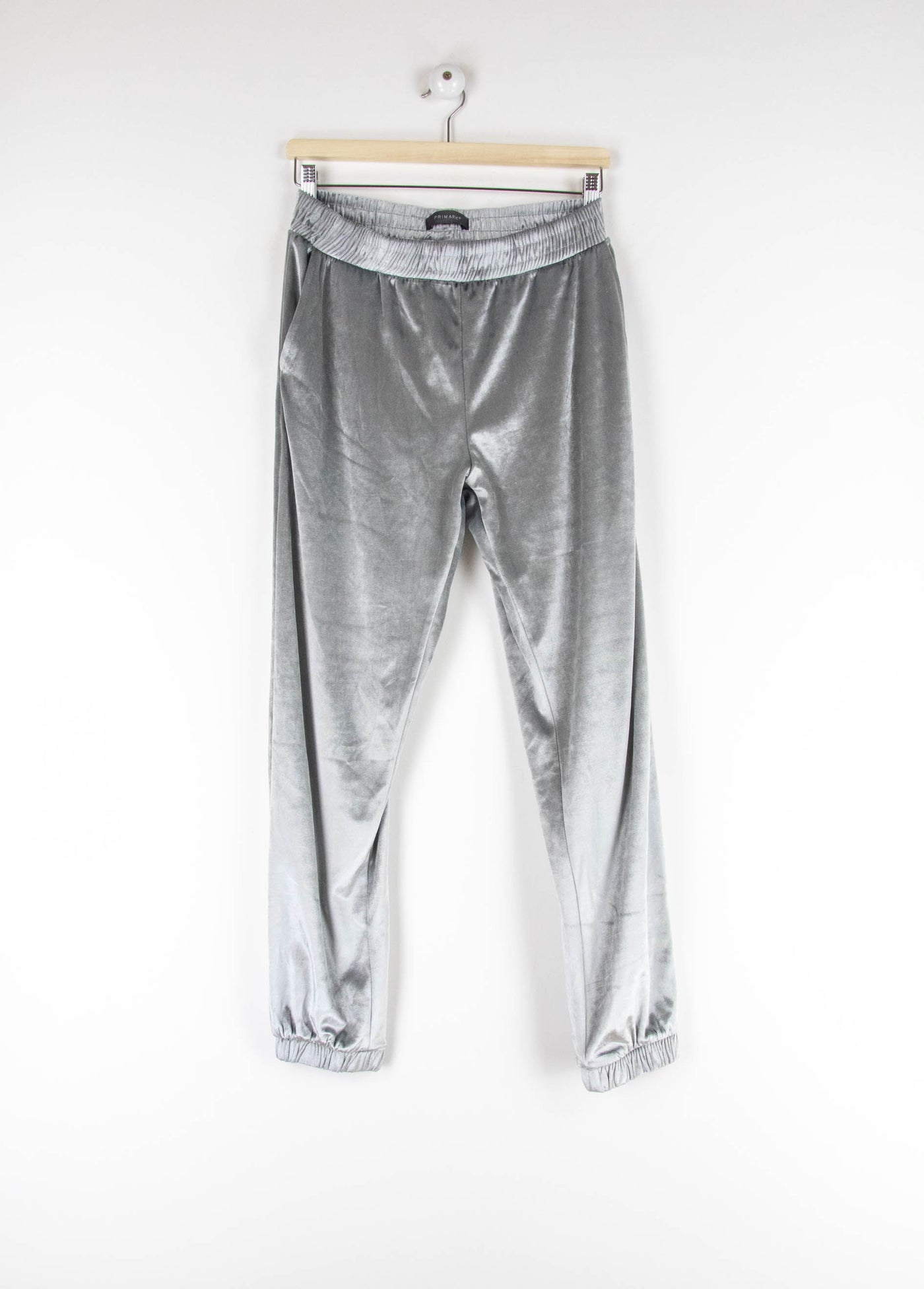 Pantalón gris de terciopelo