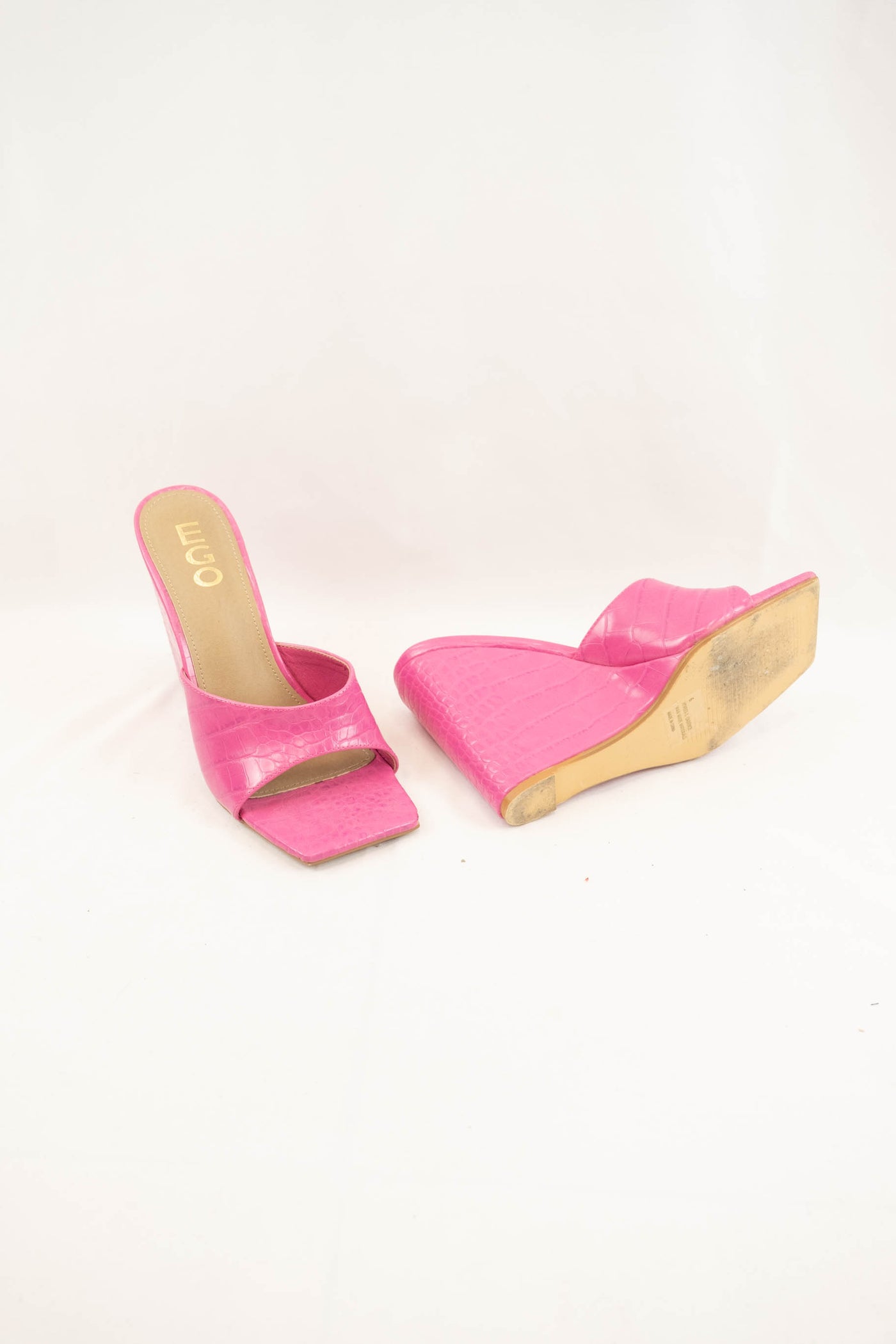 Zapato de tacón rosa