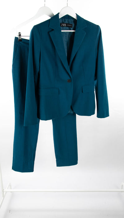 Conjunto azul de vestir blazer (38) pantalón (36)