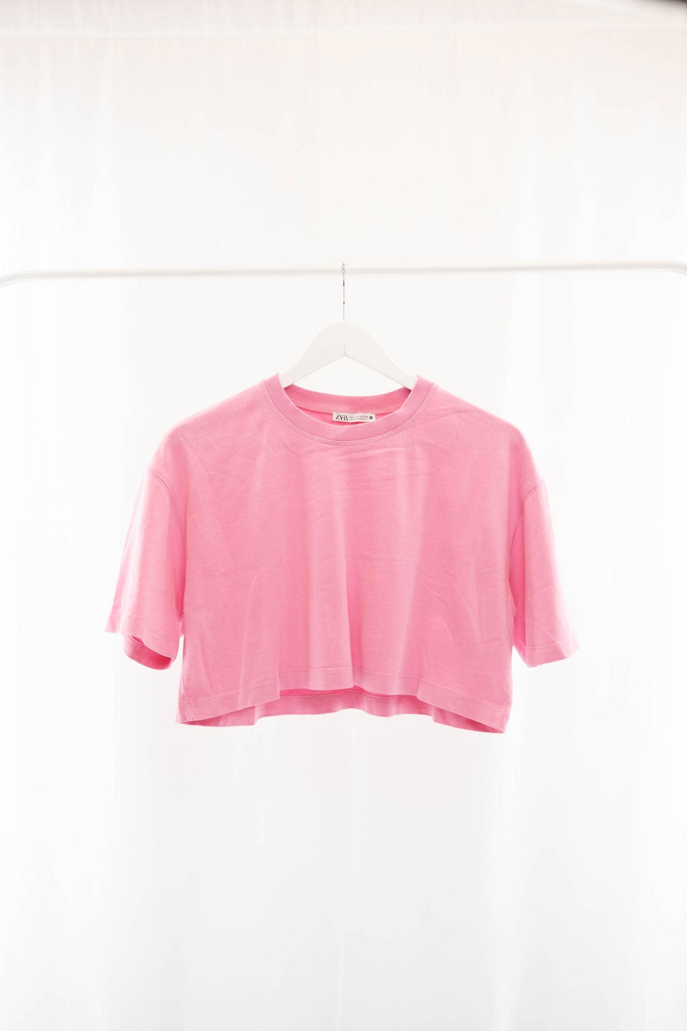 Camiseta crop rosa