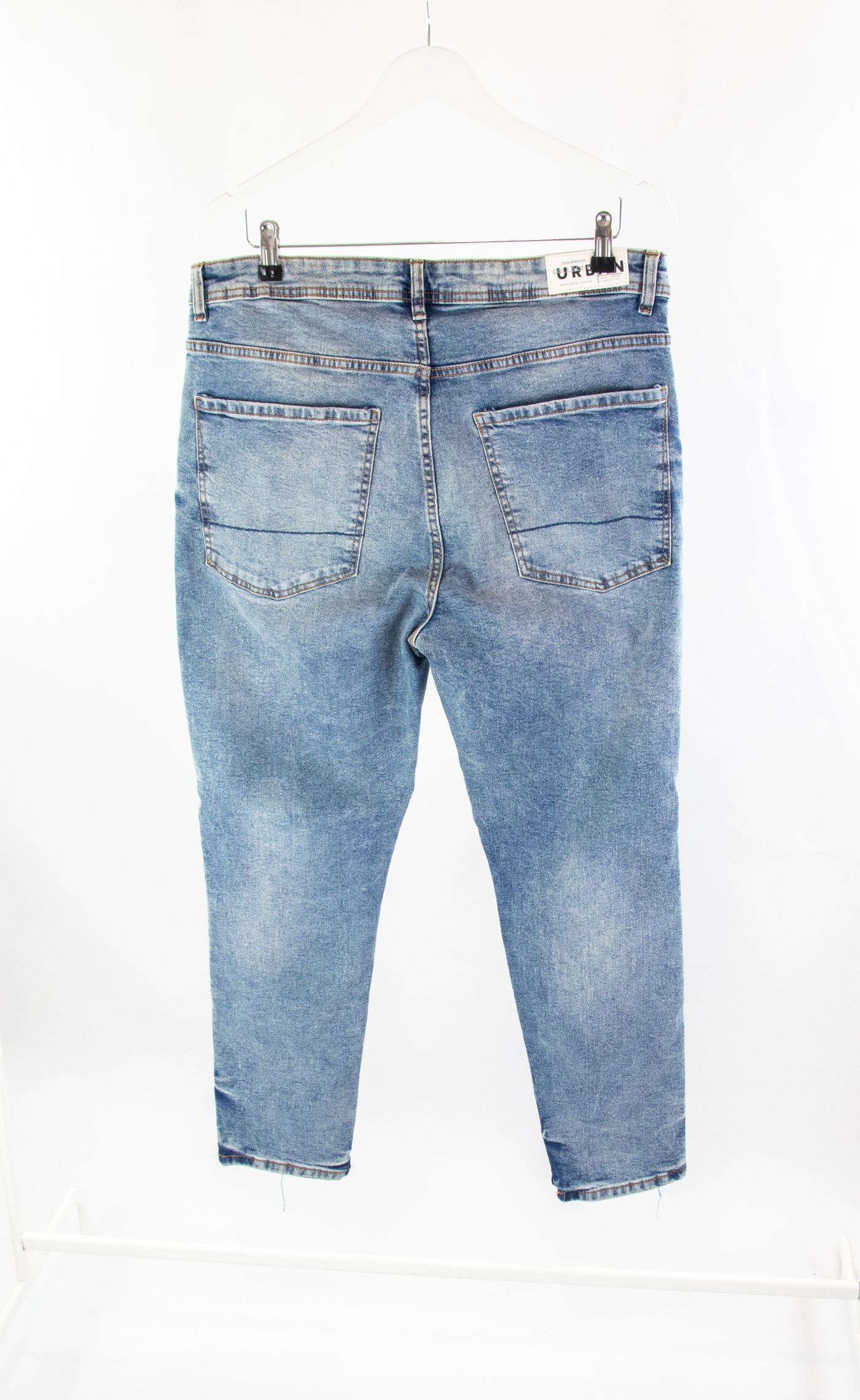 Jeans azul efecto degastado