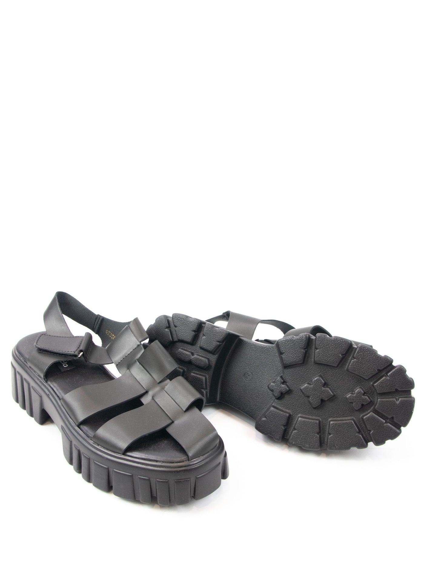 Sandalias negra de plataforma