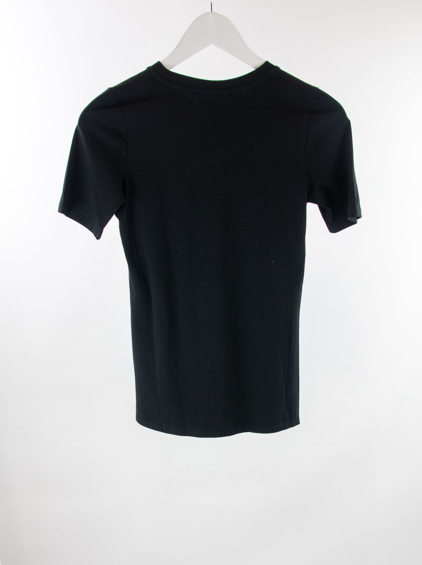 Camiseta negra básica