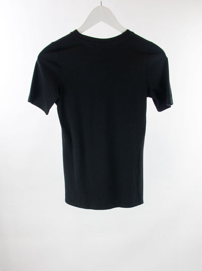 Camiseta negra básica