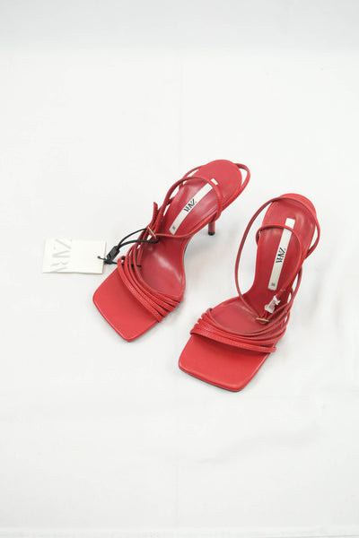 Zapato de tacón rojo (NUEVO)