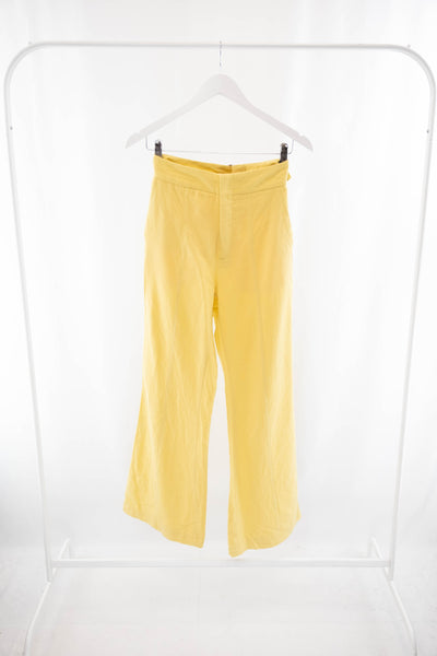 Pantalón de vestir amarillo