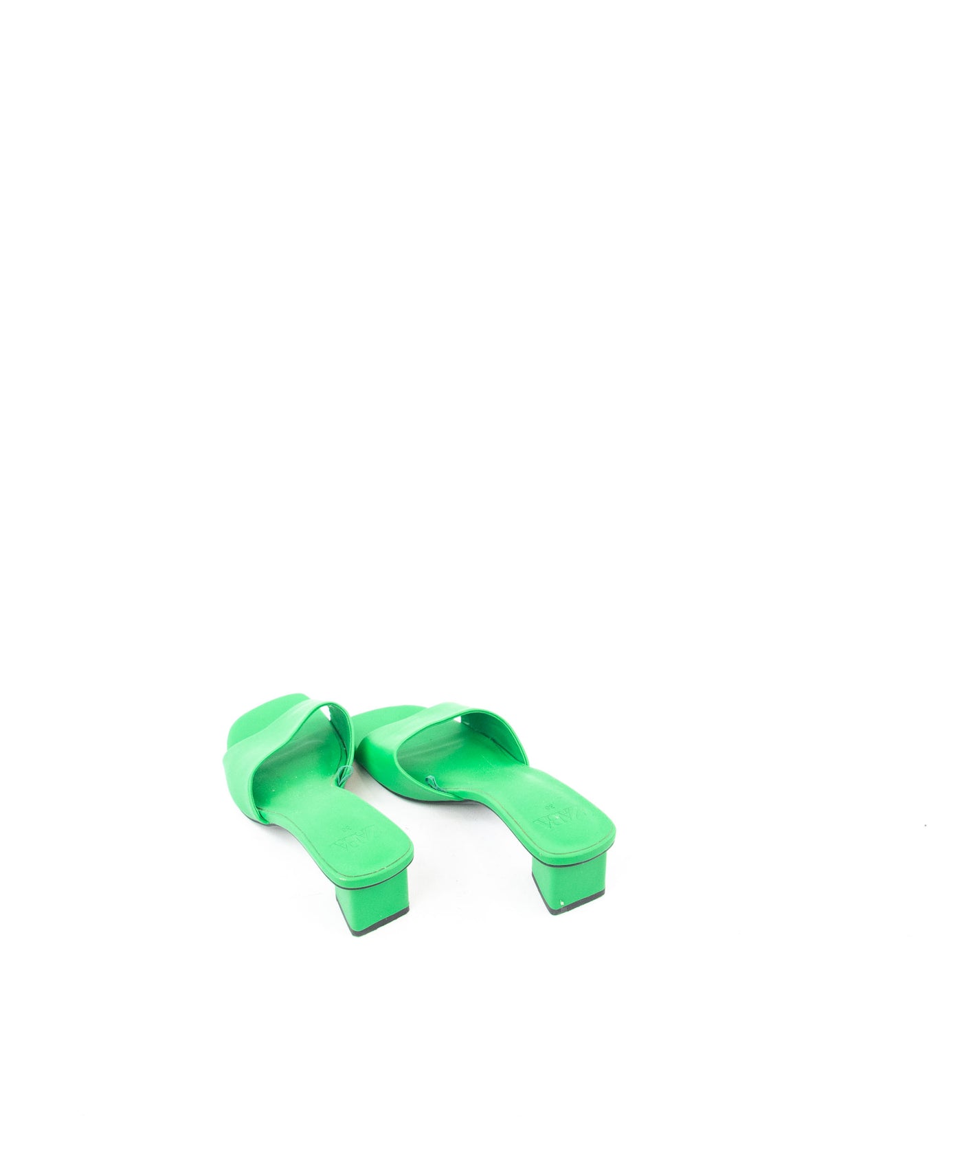 Sandalias verdes de tacón