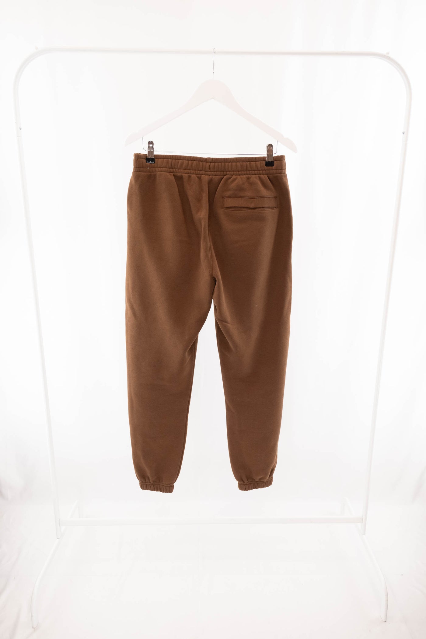 Pantalón chándal marrón