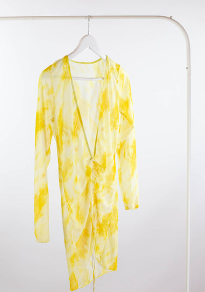 Vestido transparente amarillo tie dye