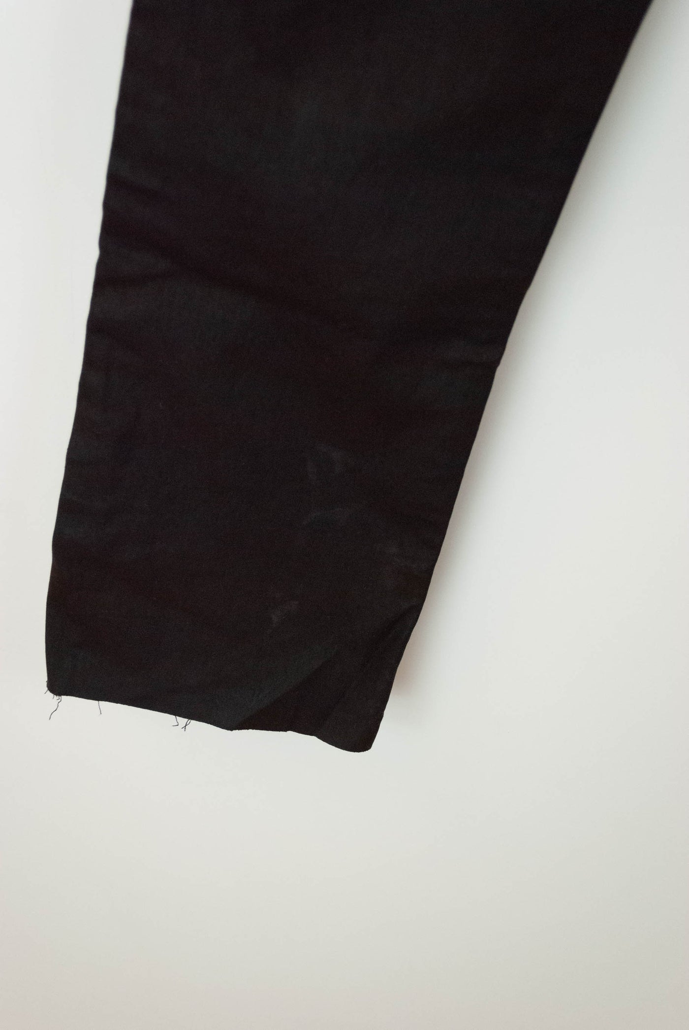 Pantalón negro largo