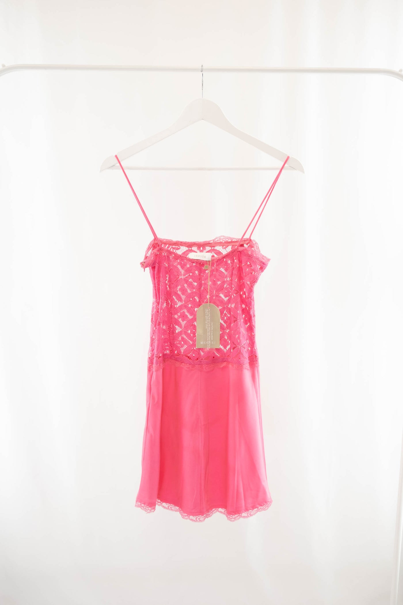 Vestido rosa (NUEVO)