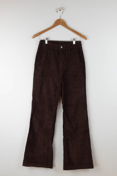 Pantalón de pana marrón oscuro