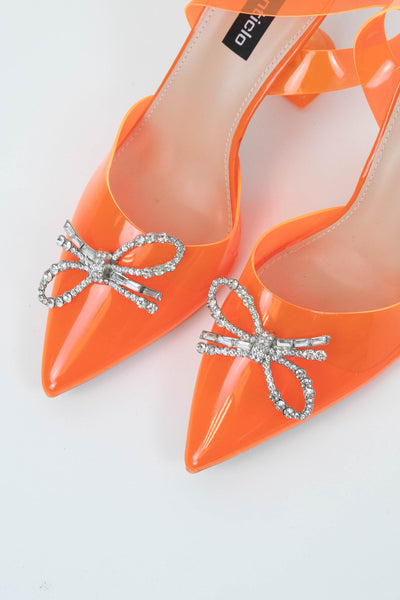 Zapatos de tacón naranjas