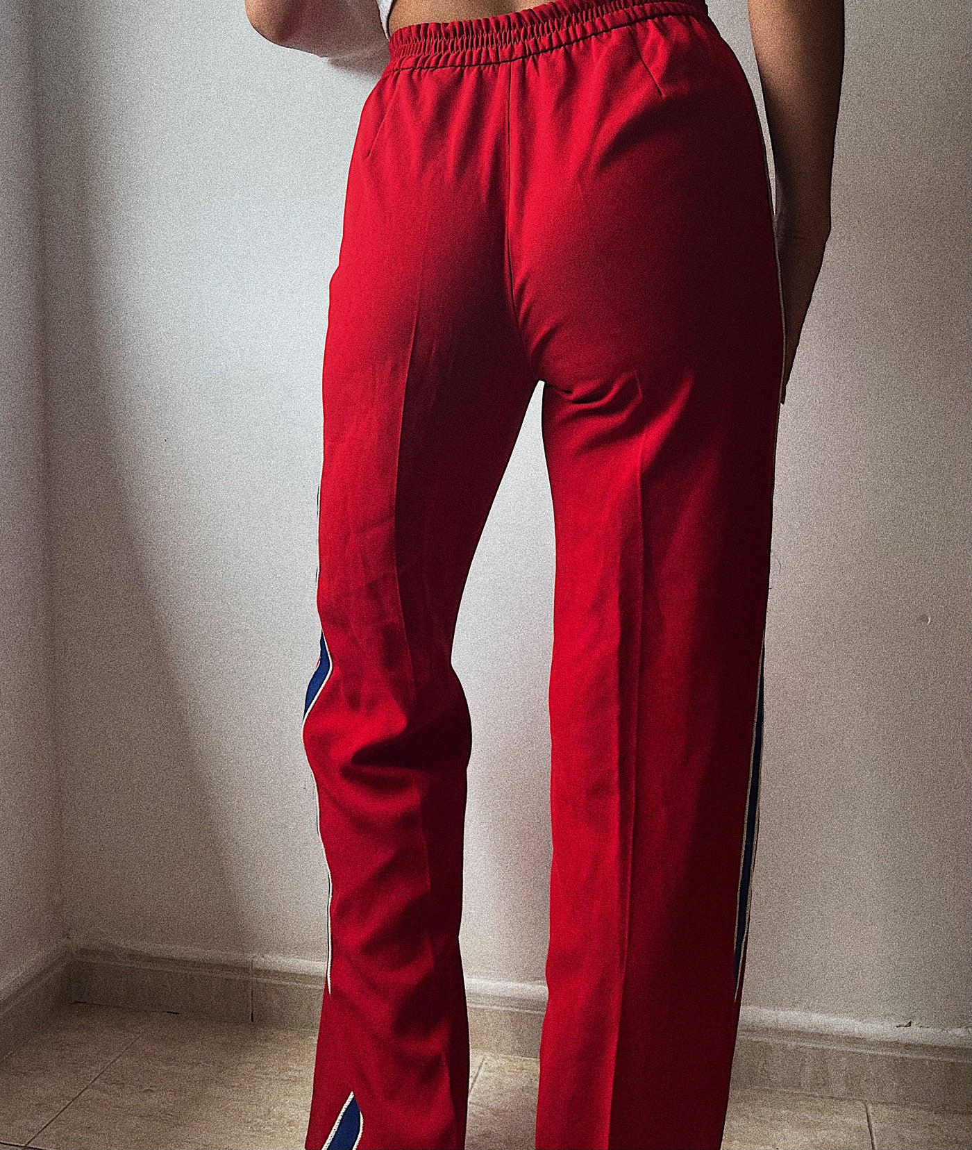 Pantalones anchos rojos