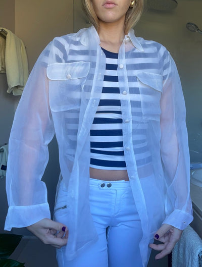 Blusa blanca semitransparente vintage de diseño
