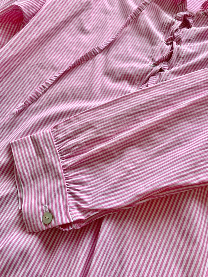 Camisa de rayas oversize rosa y blanca