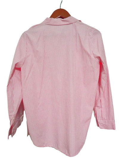 Camisa de rayas rosa con perlas