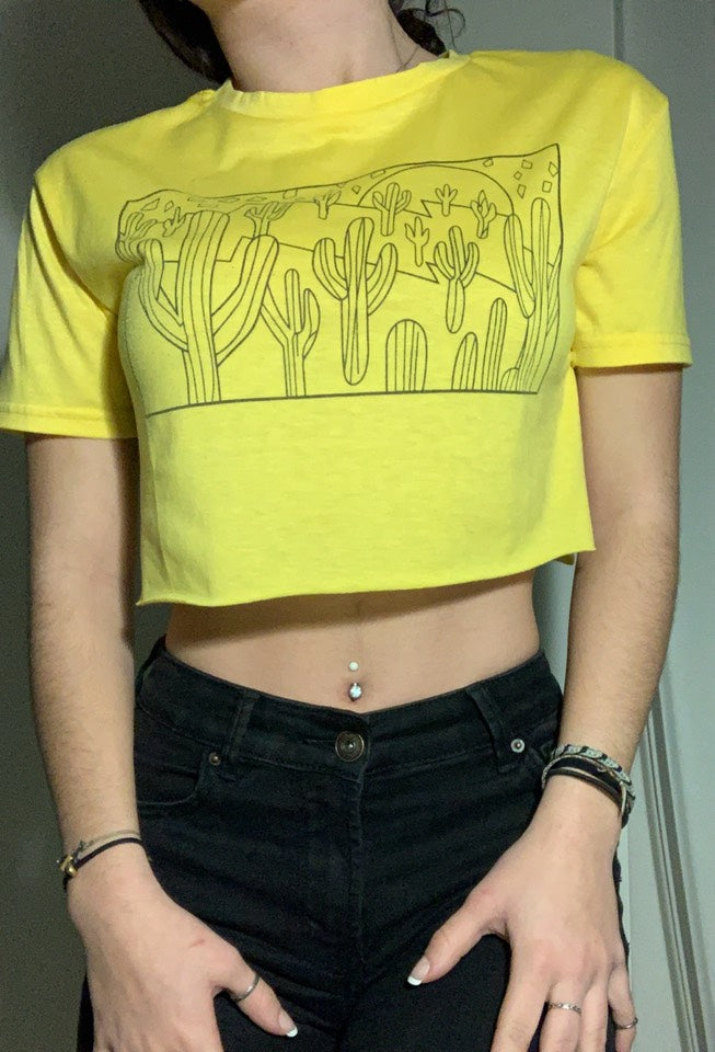 Camiseta corta amarilla