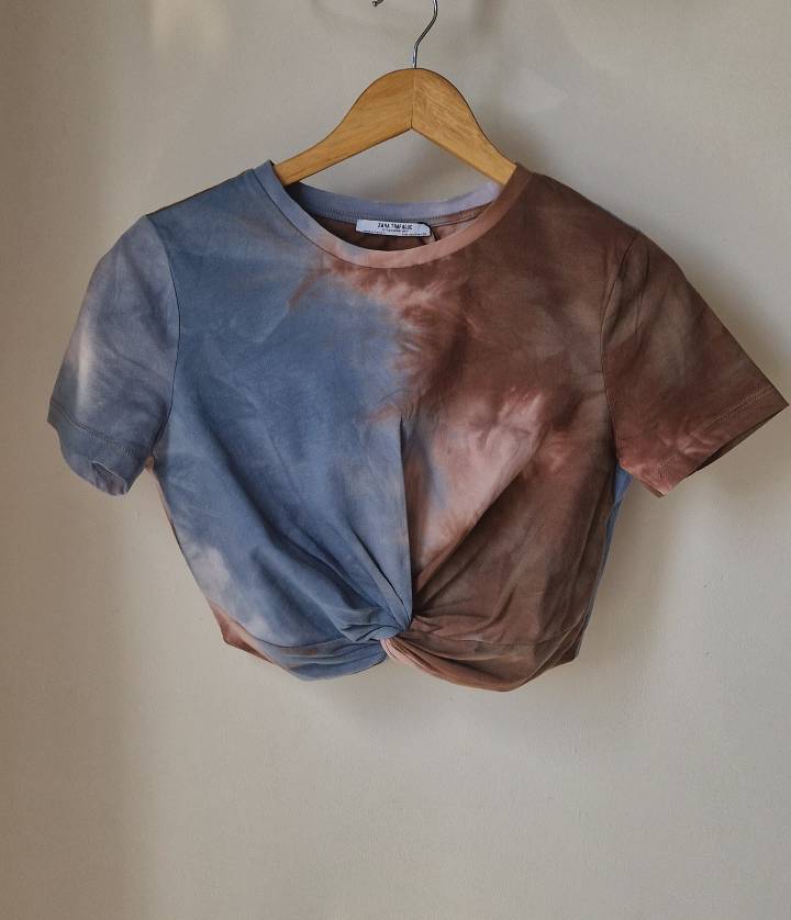 Camiseta crop tie dye
