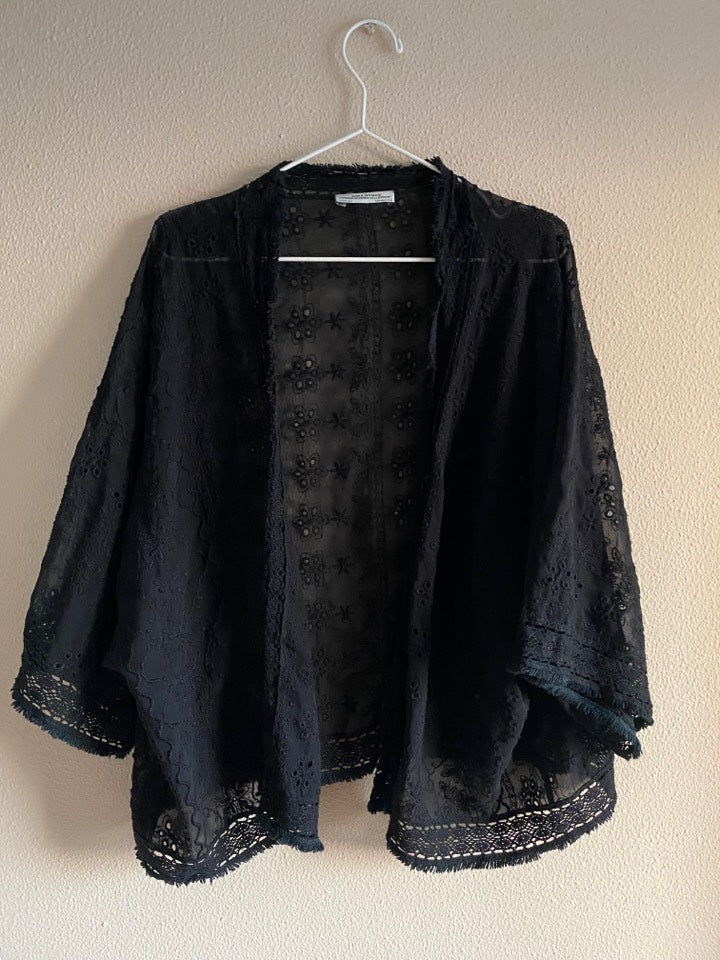 Kimono negro Zara
