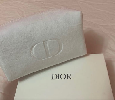 Neceser blanco Dior