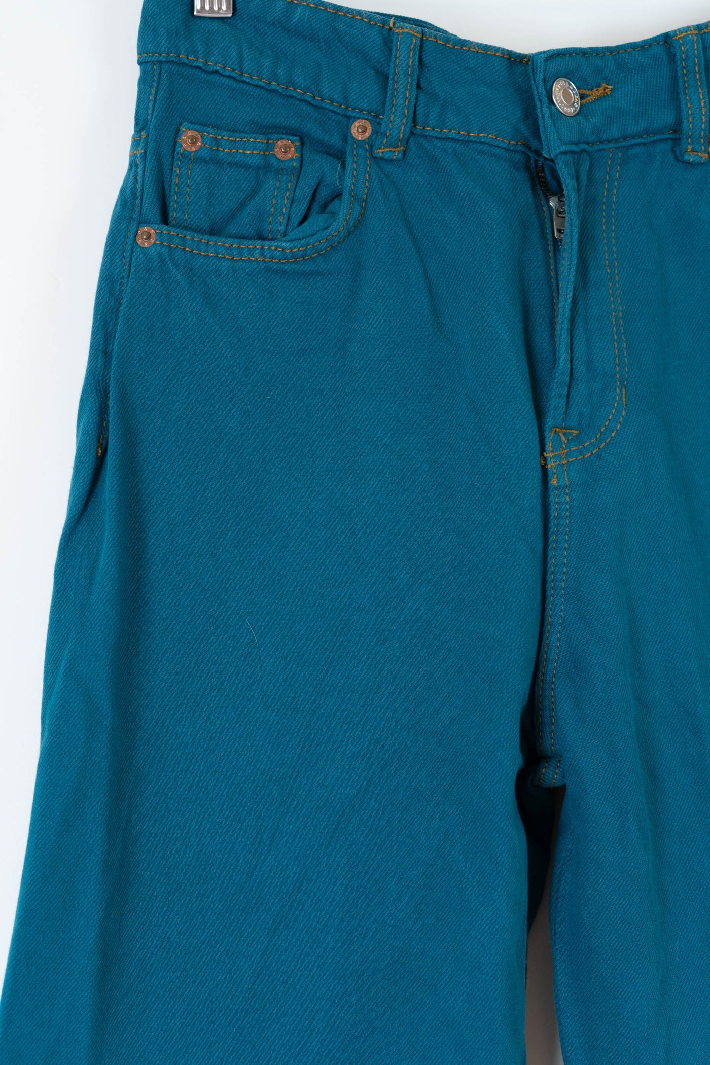 Pantalón ancho azulado
