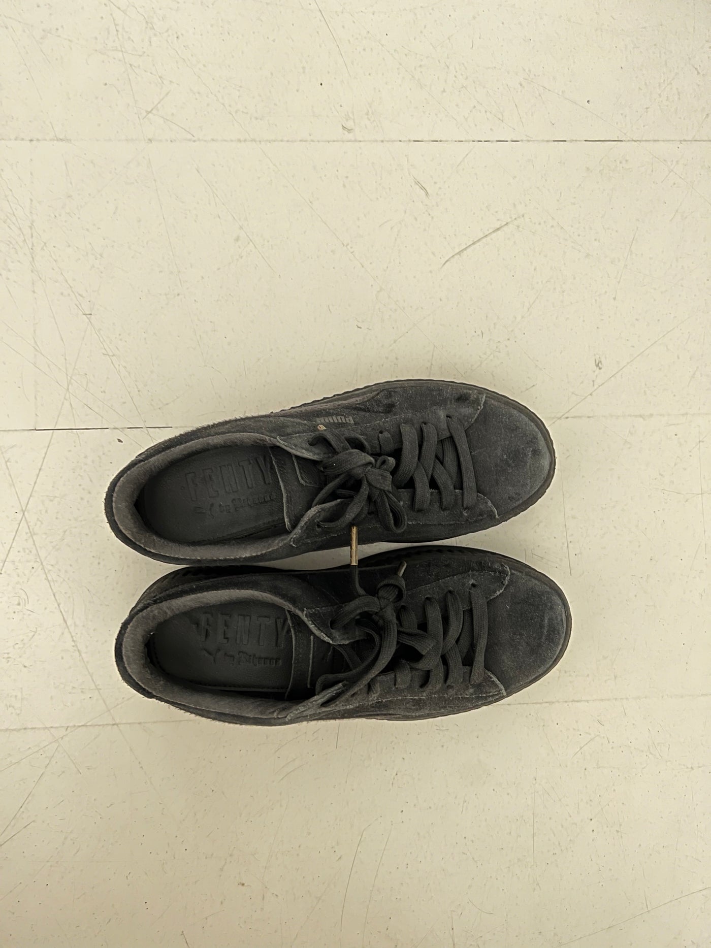 Zapatos negros con plataforma